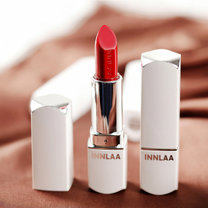 玻璃口红持久不脱色