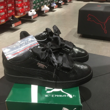 PUMA彪马 蕾哈娜Basket Heart蝴蝶结女黑色运动休闲板鞋364108 01