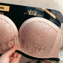 维多利亚媚媚无肩带隐形性感无痕文胸无钢圈胸贴婚纱聚拢上托防滑