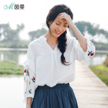 茵曼旗舰店2018夏装新款V口立领拼接花边绣花系带袖衬衣女白上衣图片