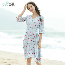 茵曼2018夏装新款雪纺印花V领腰带喇叭中袖连衣裙F1882102978图片