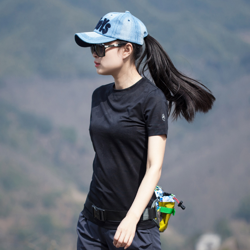 Outdoor sports women's quick drying clothes Short sleeved summer hiking women's hiking clothes Half sleeved quick drying clothes Breathable quick drying T-shirt