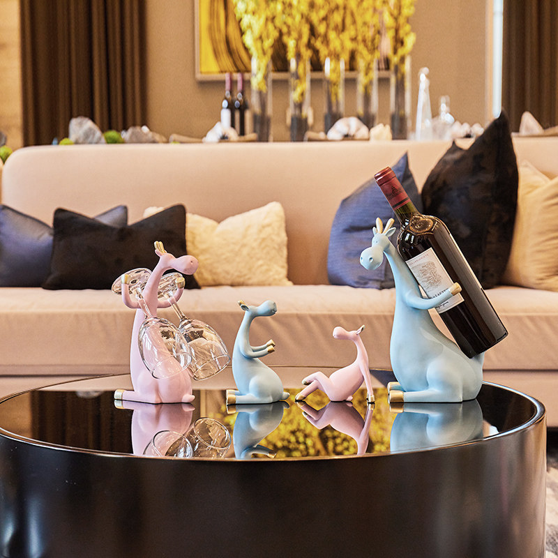 ������ŷ�ҾӺ�Ƽܰڼ�MKLLJJ1545154