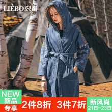 裂帛2018秋装新款率性休闲连帽气眼装饰民族风刺绣全棉牛仔风衣女图片