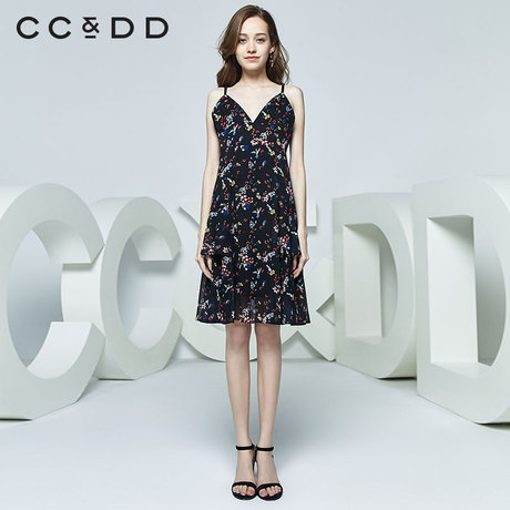 CCDD2018秋装新品专柜正品时尚性感碎花漏肩吊带连衣裙女大摆裙商品大图