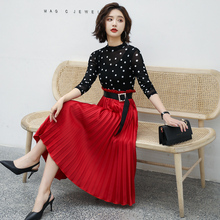 品牌折扣店高档大牌2019新款 纳纹女装 心机裙子设计感连衣裙