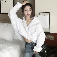 新款 上衣 衬衣2018秋装 女装 女宽松蝙蝠袖 心机V领漏锁骨白衬衫 韩版
