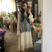 韩版时尚休闲套装春秋v领毛衣马甲背心+打底蕾丝边连衣裙两件套女