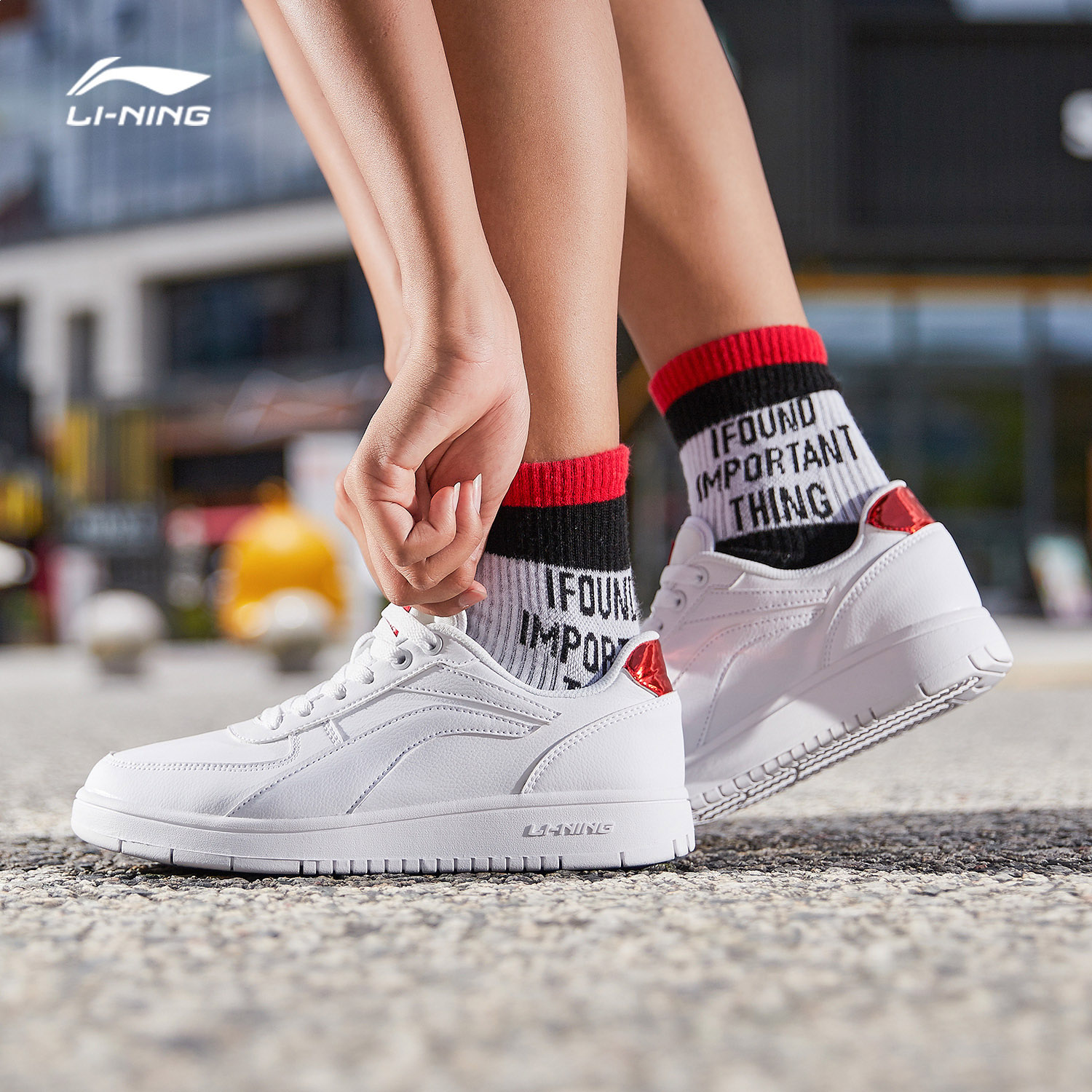 Li Ning casual shoes women's shoes 2019 new lightweight casual board shoes small white shoes low top sports shoes AGCP422