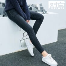 对白刺绣九分小脚牛仔裤女2018冬装新款个性简约棉质水洗铅笔裤Y图片