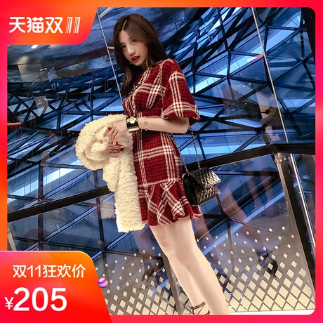 韩语琳新款裙子2018秋冬女装韩版圆领高腰修身连衣裙显瘦鱼尾短裙商品大图
