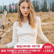 裂帛2018秋季新款时尚葫芦领温柔风合体百搭气质坑条长袖针织衫女图片