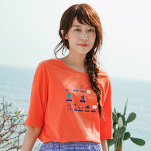 茵曼2018夏装新款韩版宽松圆领印花不规则下摆中袖T恤女大码上衣图片