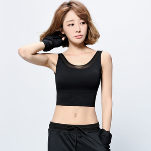 小胸聚拢运动内衣