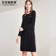 针织衫女装中长款2018秋装新款甘甘的世界圆领撞色毛衣女连衣裙图片