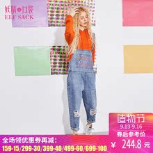 妖精的口袋秋装2018新款宽松撞色水洗破洞休闲背带牛仔裤女九分裤图片