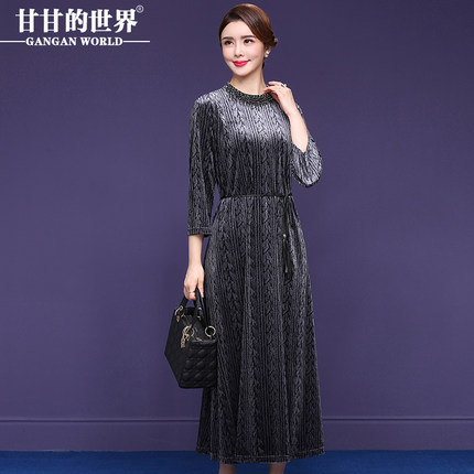 【光感金丝绒】2018秋冬新款女装甘甘的世界圆领显瘦弹力连衣裙女商品大图