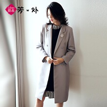 裂帛芳外大码女装2018新款灰色双排扣西装领长袖风衣 64170335图片
