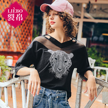 裂帛2018夏装新款时尚潮流V领蕾丝拼接刺绣宽松中袖T恤女51172595图片