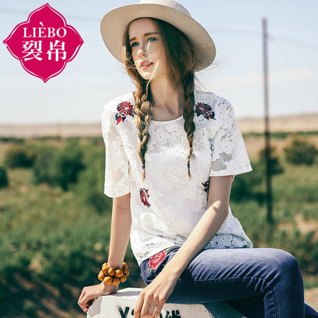裂帛2018夏装新款圆领刺绣短袖套头上衣透视文艺蕾丝衫女51172080商品大图