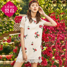 裂帛旗舰店2018夏新款花边圆领刺绣蕾丝裙甜美拼接透视连衣裙女图片