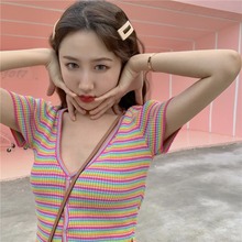 短上衣 女夏季2019新款 彩色条纹短袖 v领修身 针织衫 扑啦啦简约韩风