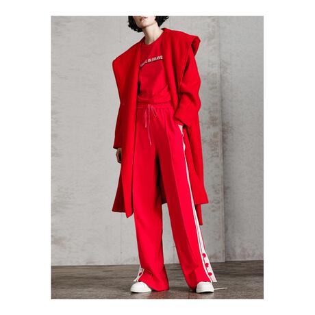 预售 Mo＆Co．/摩安珂 大红色系带连帽长袖女士毛呢大衣商品大图