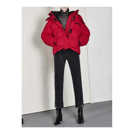 预售 Mo＆Co．/摩安珂 红色休闲连帽女士羽绒外套商品大图