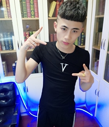 快手红人同款短袖男网红t恤社会衣服牌牌琦潮流修身精神小伙上衣