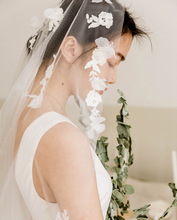 2019新款 新娘结婚长头纱 苏芮 Yesdress 蕾丝花朵旅拍旅行婚礼