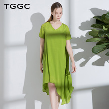 TGGC2019年夏装新款不规则下摆V领宽松中长款真丝A字连衣裙F22599图片