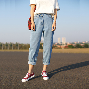 高腰宽松百搭牛仔裤