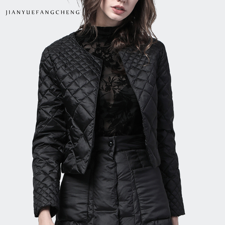 欧洲站2018秋冬款羽绒服女黑色短款修身小外套轻薄时尚小香风女装商品大图