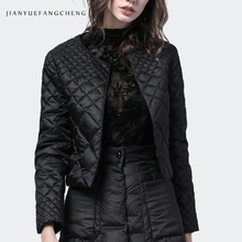 欧洲站2018秋冬款羽绒服女黑色短款修身小外套轻薄时尚小香风女装图片