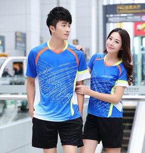 男女款羽毛球服套装