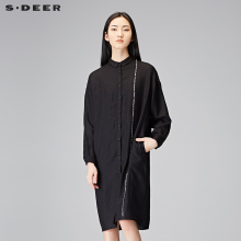 sdeer圣迪奥文艺气息撞色印胶装饰低调绣花长款水洗衬衫S17480508图片