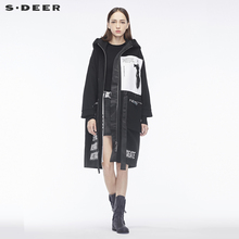 sdeer圣迪奥撞色印胶字母个性贴袋造型装饰时尚连帽大衣S18481838图片