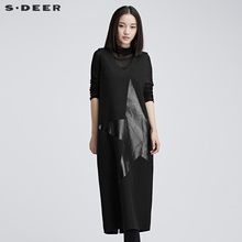 sdeer圣迪奥女装酷感光泽胶印深V连衣裙S16481273图片