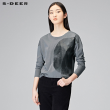 sdeer圣迪奥2018秋装潮简约圆领时尚印胶落肩长袖T恤女S18180205图片