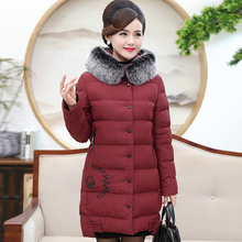 中年妈妈冬装羽绒棉服女中长款2017新款40-50岁中老年女棉袄外套图片