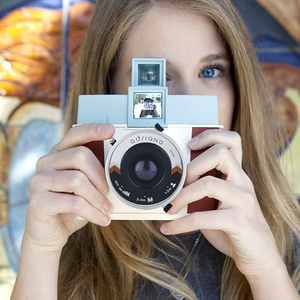 公路商店黑市LOMO乐魔Diana戴安娜方形拍立得相机带闪光灯自拍