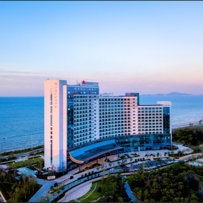 烟台鑫广万豪酒店海景豪华客房1晚含次日双早+双人下午茶套餐