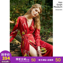 两三事梵高正版授权炙焰琉火2018冬装新款抽象印花绑带连衣裙长裙图片