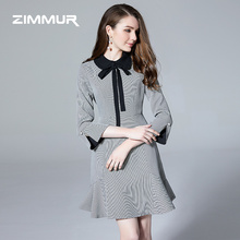 ZIMMUR秋冬新款2018淑女优雅收腰荷叶边鱼尾中款喇叭袖OL女连衣裙图片