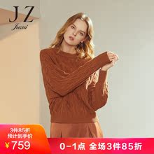 JUZUI/玖姿奥莱2018冬装新款圆领羊毛针织扭花毛衣女套头图片