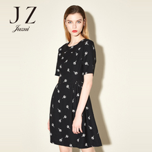 JUZUI/玖姿碎花连衣裙女春2017新款韩版中长款显瘦气质连衣裙图片