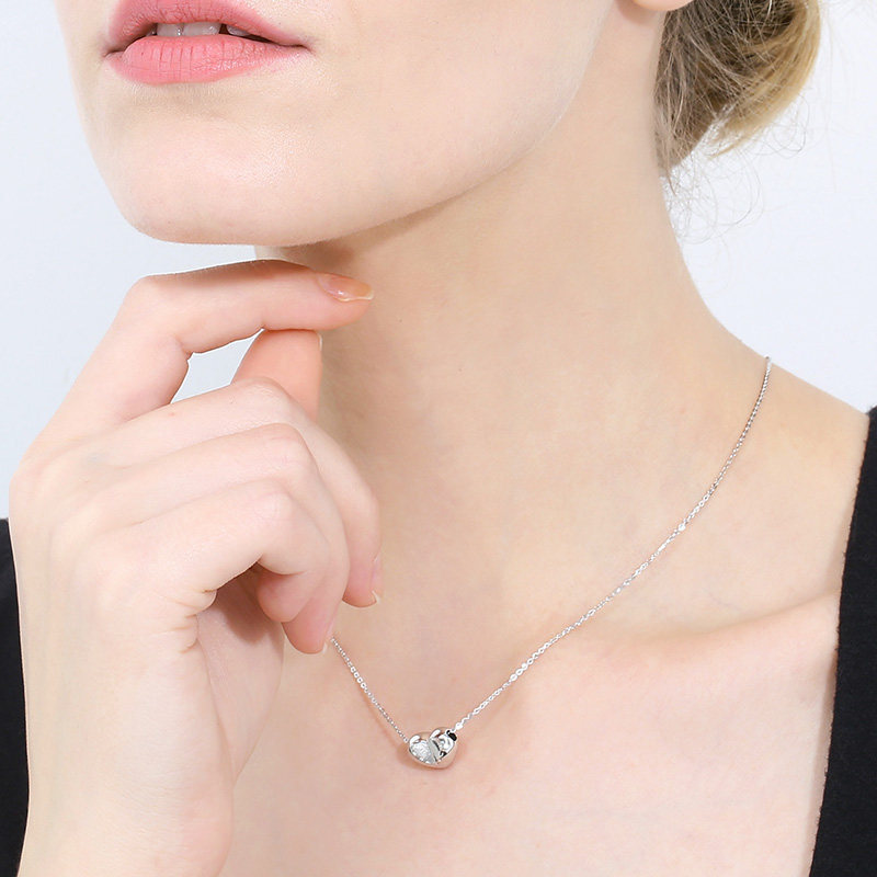 伟德bv1946官网-金价再度大涨 “结婚五金”起步价迈入10万元大关