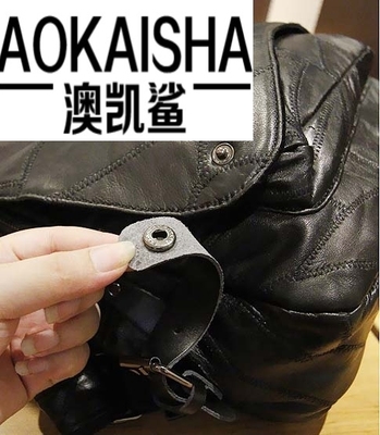 2018春夏新款女包真皮双肩包小羊皮铆钉骷髅头单肩包学院风新款包