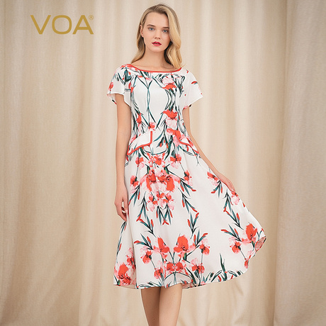 VOA30姆米重磅真丝短袖一字领中长款拼接假口袋印花收腰连衣裙商品大图