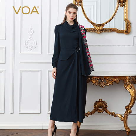 VOA41姆米重磅真丝沉静蓝堆堆领围巾泡泡长袖中腰斜系带连衣裙商品大图